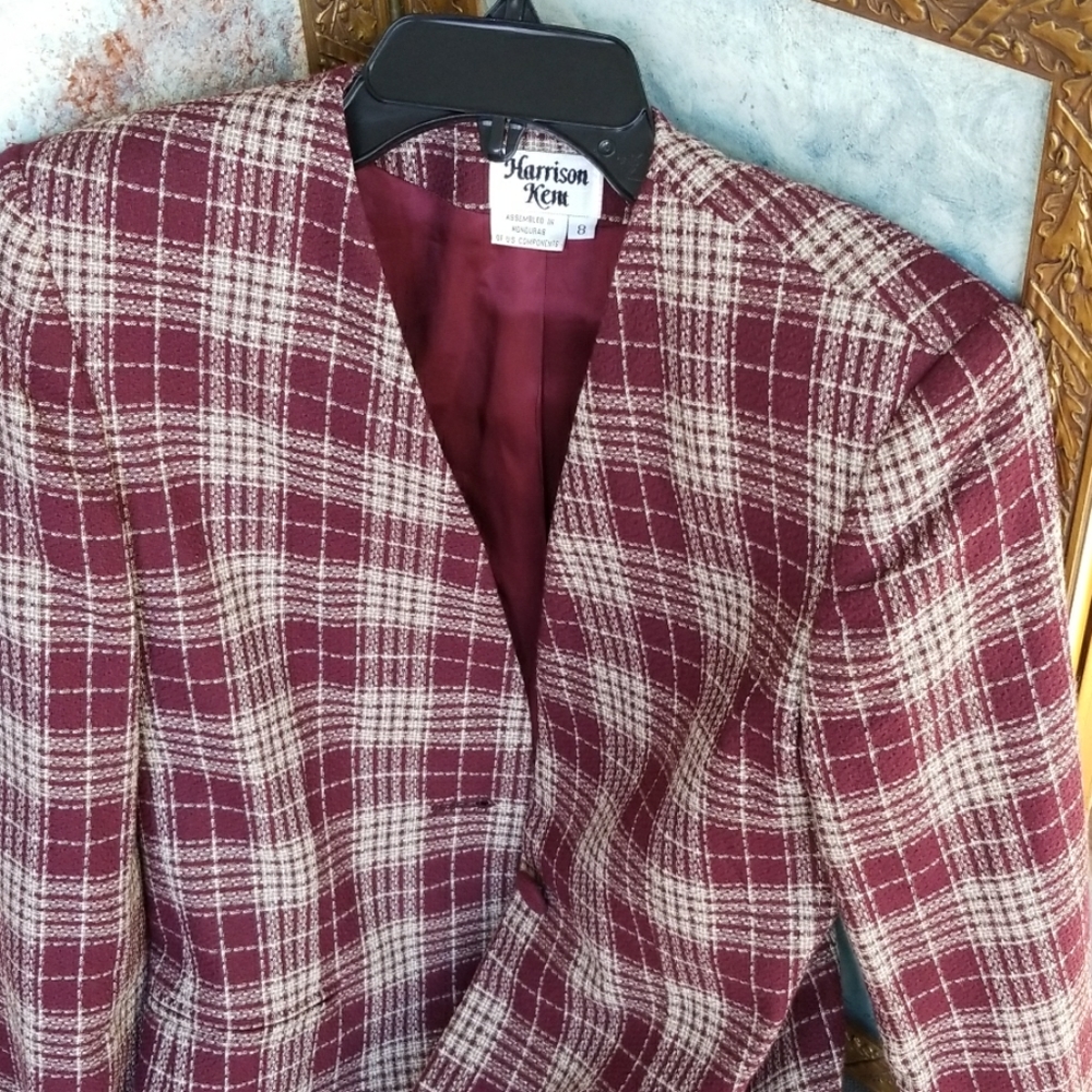Blazer - Picture 2 of 2